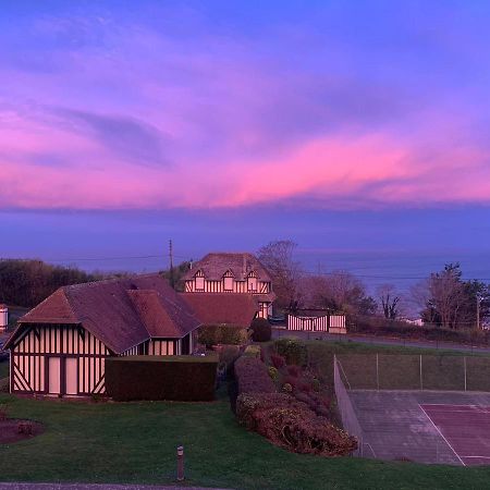 דירות טרוביל-סור-מאר Appart Lumineux Avec Vue Sur Mer A 180 Degres מראה חיצוני תמונה